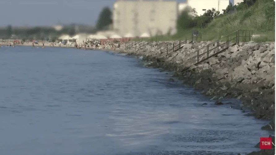 На Одещині другий день шукають 14-річного підлітка, зниклого в морі