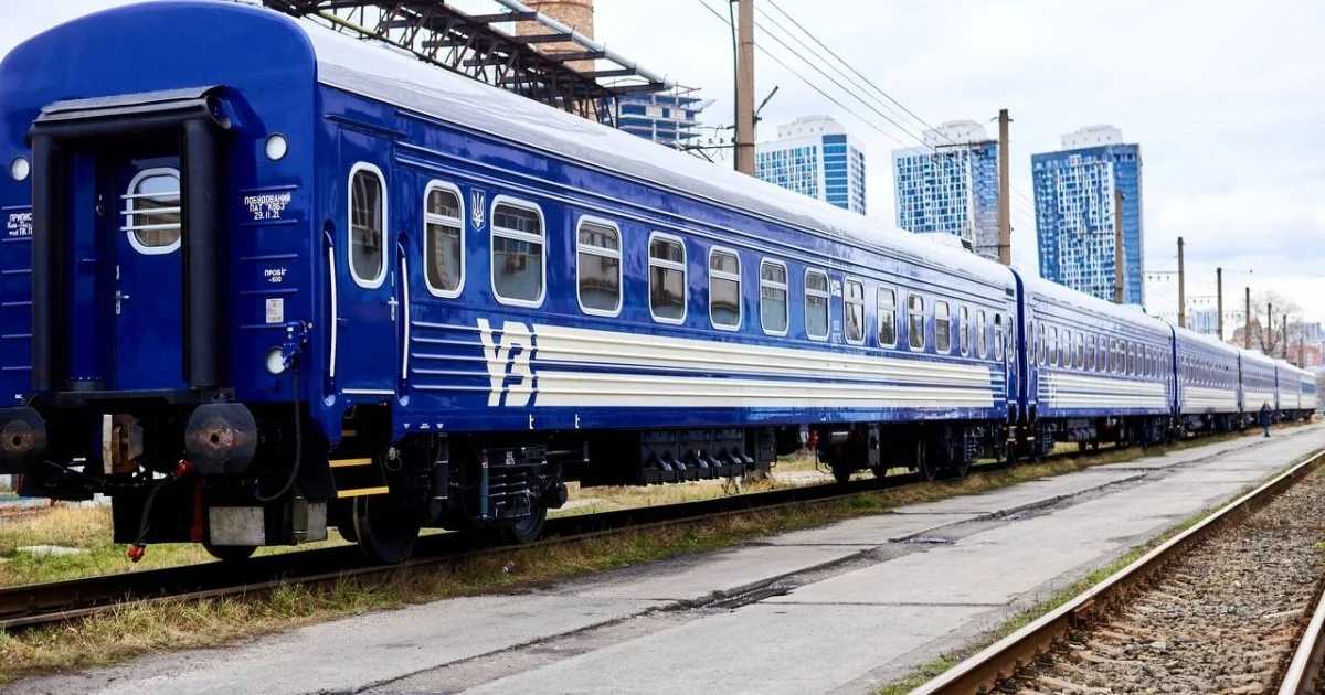 Укрзалізниця відкрила у застосунку довідку про зупинки і затримки рейсу за 10 діб